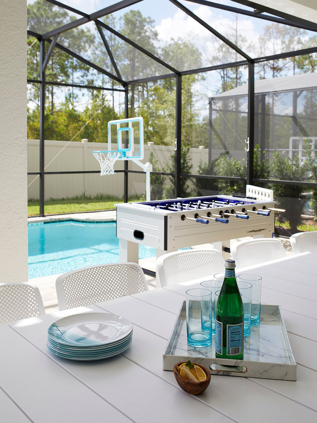 Small gray lazy image