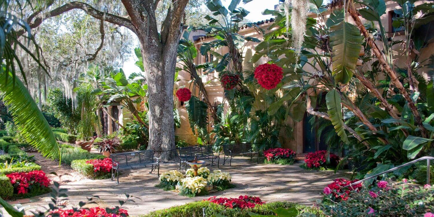 Bok-Tower-Gardens-Christmas-at-Pinewood-in-Lake-Wales-Central-Florida