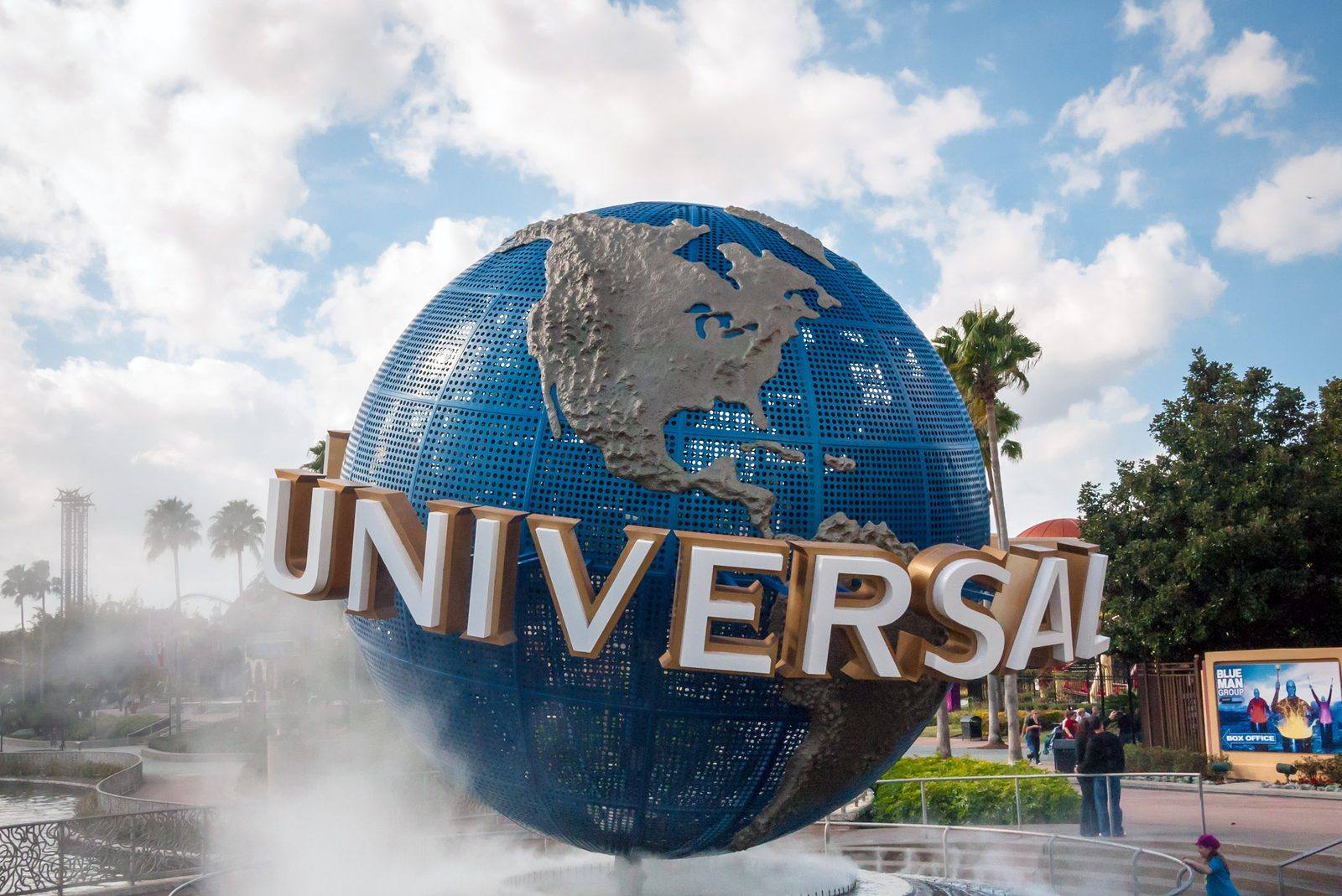globe at universal