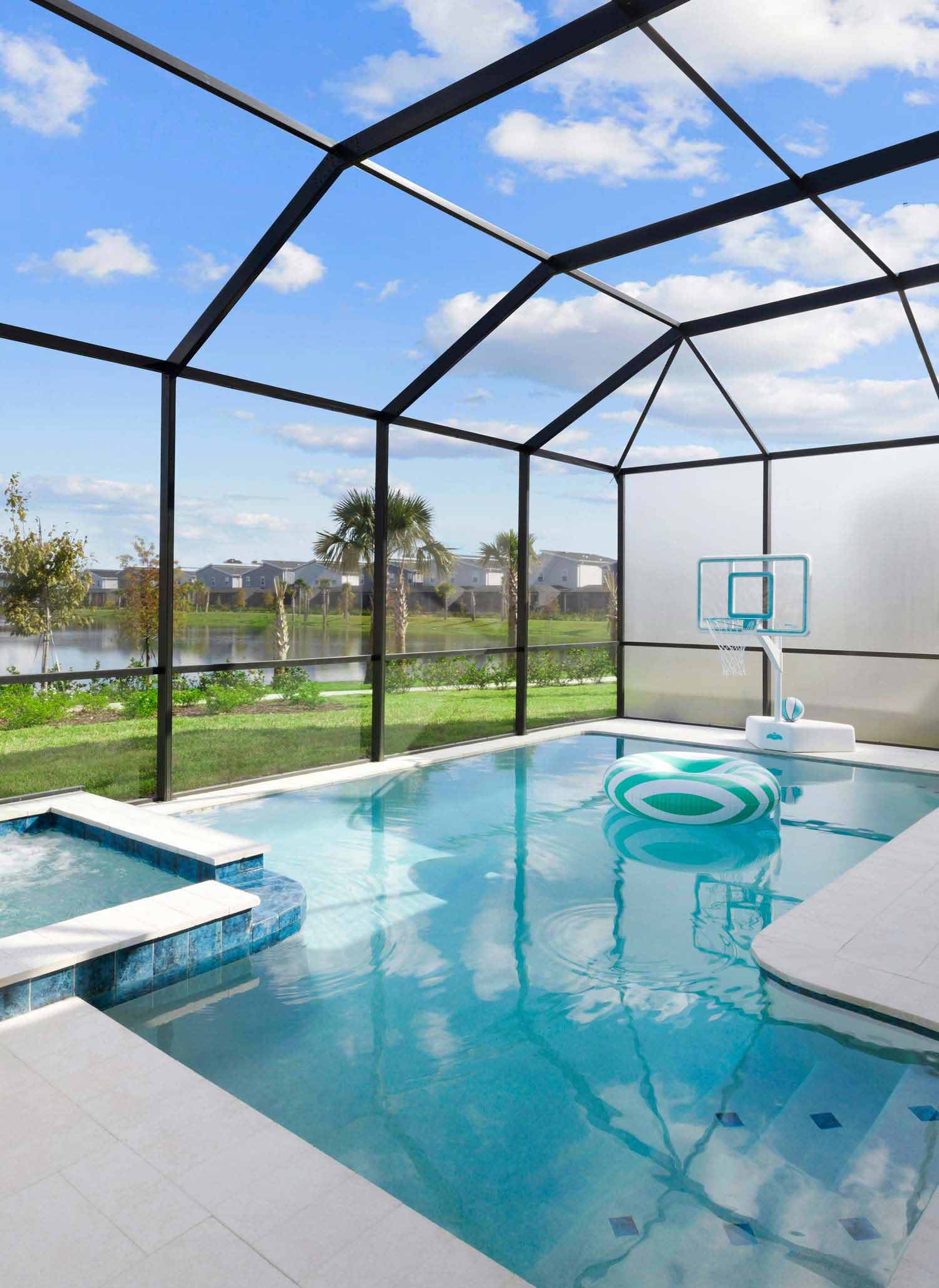 private backyard for passover in florida with villatel